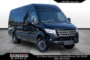 2026 Mercedes-Benz Sprinter Cargo Van 3500XD High Roof I4 Diesel HO 170in WB Ext RWD W1Y8ND3YXTT610208 260043 Obsidian Black