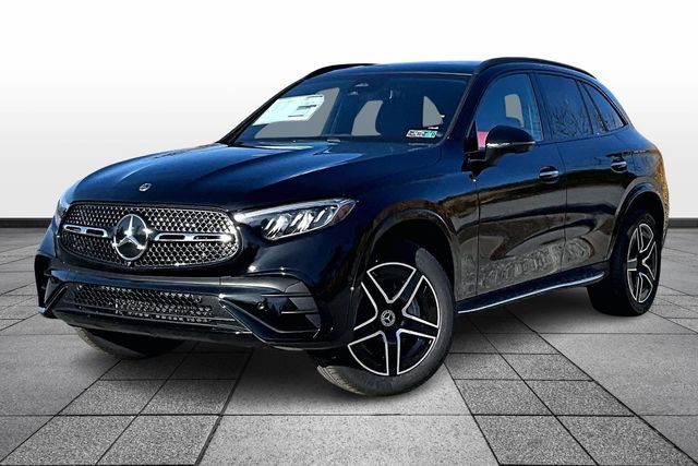 2026 Mercedes-Benz GLC Base - Photo 2