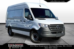 2026 Mercedes-Benz Sprinter Cargo Van 2500 Standard Roof I4 Diesel HO 144in WB RWD W1Y4NBHY8TT601695 260012 Arctic White