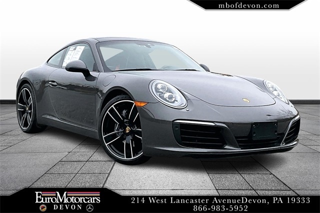 2017 Porsche 911 Carrera's photo