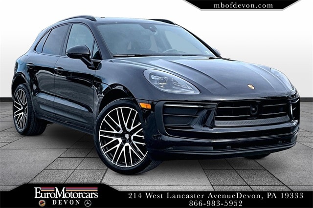 2022 Porsche Macan Base