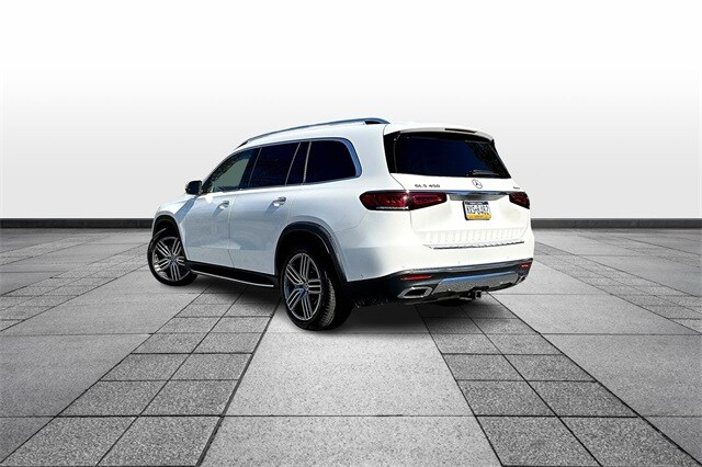 2022 Mercedes Benz GLS 450 4MATIC photo 3