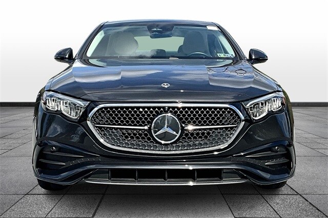2025 Mercedes Benz E 350 4MATIC Sedan photo 2