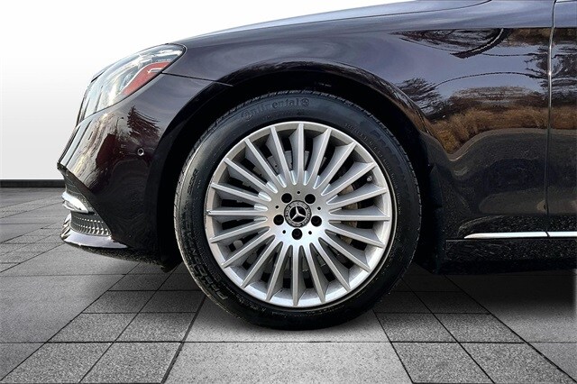 2020 Mercedes Benz S 560 photo 3