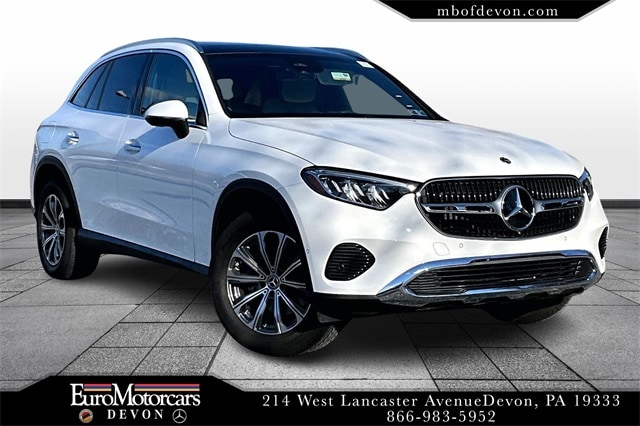2025 Mercedes-Benz GLC Base's photo