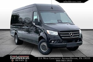 2026 Mercedes-Benz Sprinter Cargo Van 3500XD High Roof I4 Diesel HO 170in WB Ext RWD W1Y8ND3YXTT610063 260041 Obsidian Black