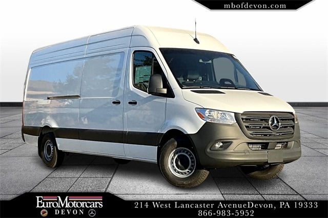 2025 Mercedes-Benz Sprinter Cargo Van Base's photo
