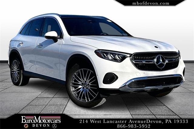 2025 Mercedes-Benz GLC Base's photo