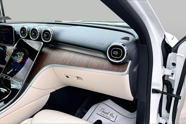 2026 Mercedes-Benz C-Class Sedan C 300 - Photo 29
