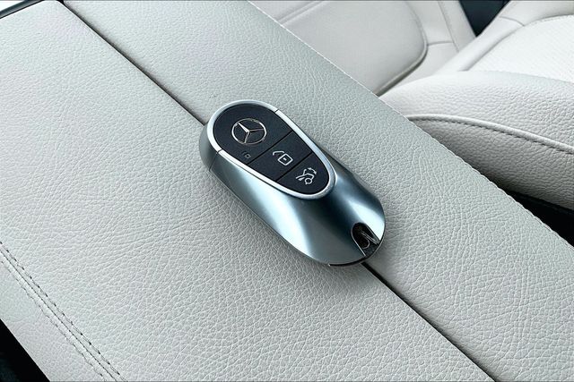 2026 Mercedes-Benz C-Class Sedan C 300 - Photo 38