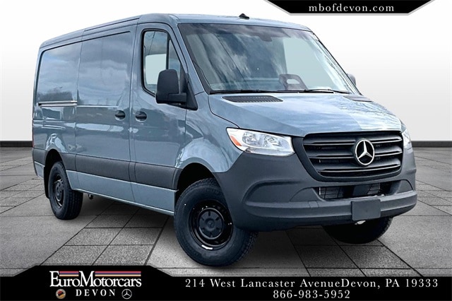 2026 Mercedes-Benz Sprinter Cargo Van Base's photo