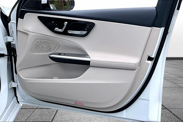 2026 Mercedes-Benz C-Class Sedan C 300 - Photo 31