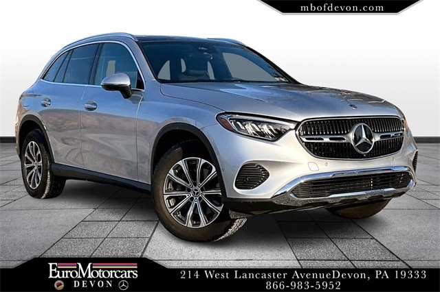 2025 Mercedes-Benz GLC Base's photo