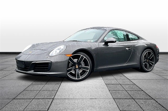 2017 Porsche 911 4 photo 2