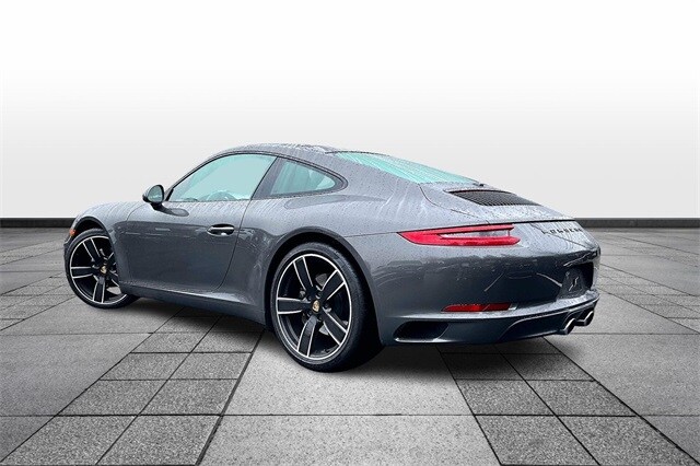 2017 Porsche 911 4 photo 3