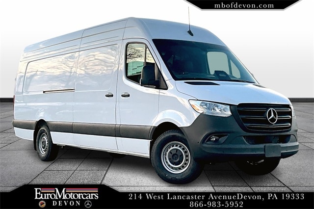 2025 Mercedes-Benz Sprinter Cargo Van Base's photo