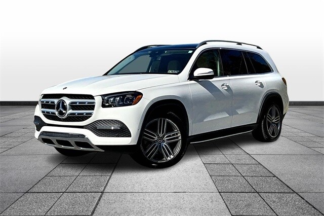 2022 Mercedes Benz GLS 450 4MATIC photo 2