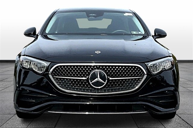 2025 Mercedes Benz E 350 4MATIC Sedan photo 2