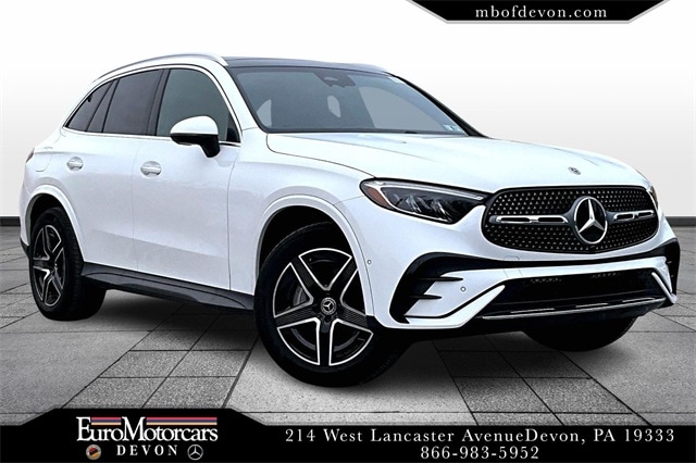 2025 Mercedes-Benz GLC Base's photo