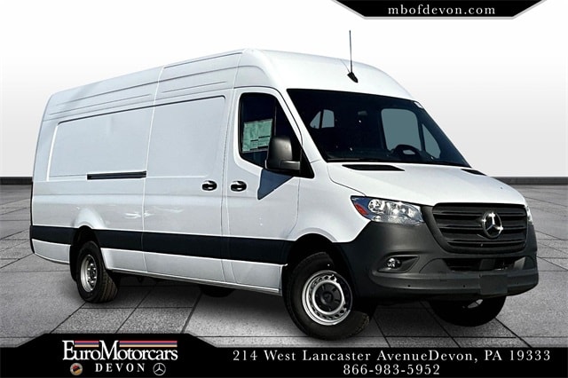 2025 Mercedes-Benz Sprinter Cargo Van Base's photo