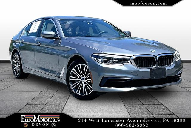2020 BMW 5 Series 540i xDrive Sedan's photo