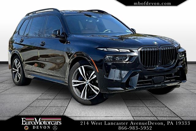 2023 BMW X7 xDrive40i's photo