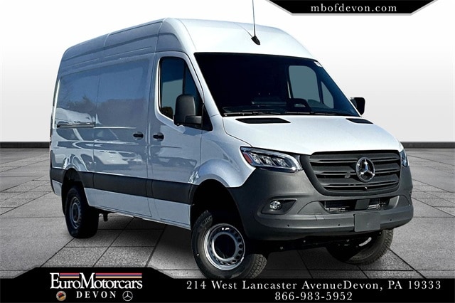 2026 Mercedes-Benz Sprinter Cargo Van Base's photo