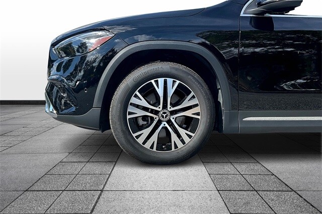 2025 Mercedes Benz GLA 250 4MATIC photo 3