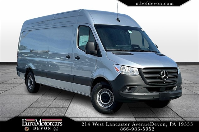 2025 Mercedes-Benz Sprinter Cargo Van Base's photo