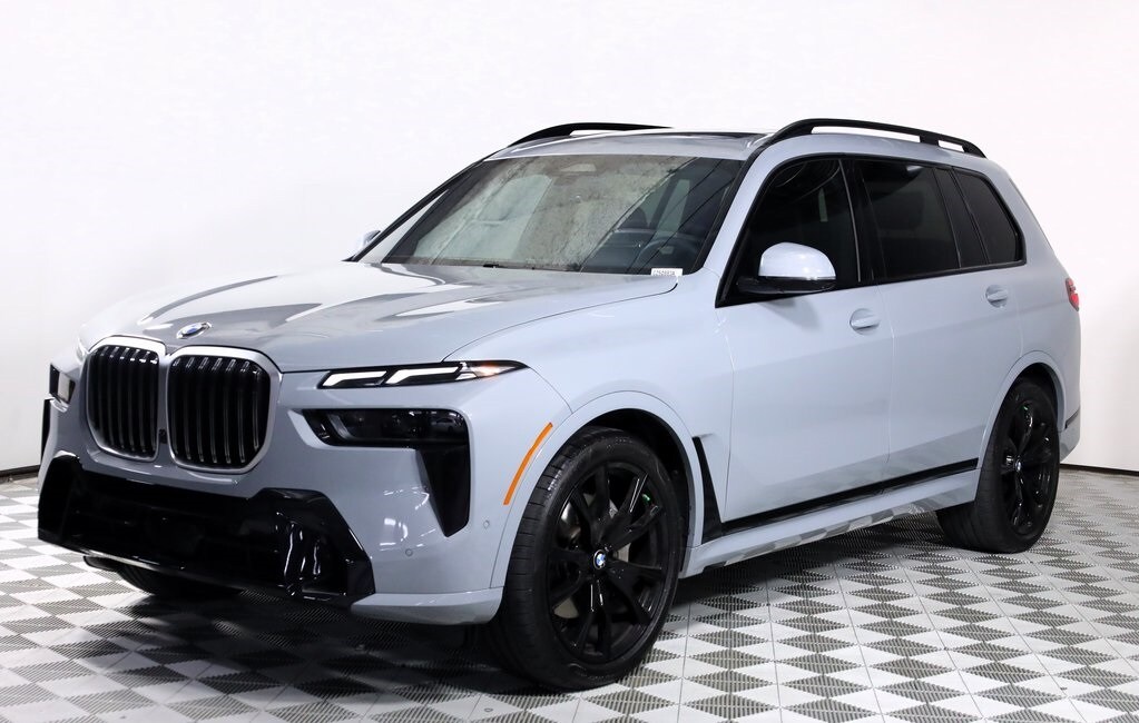 2025 Bmw X7 xDrive40i photo 3