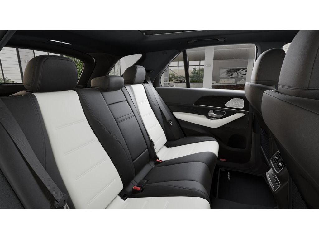2026 Mercedes-Benz GLE GLE450 - Photo 4