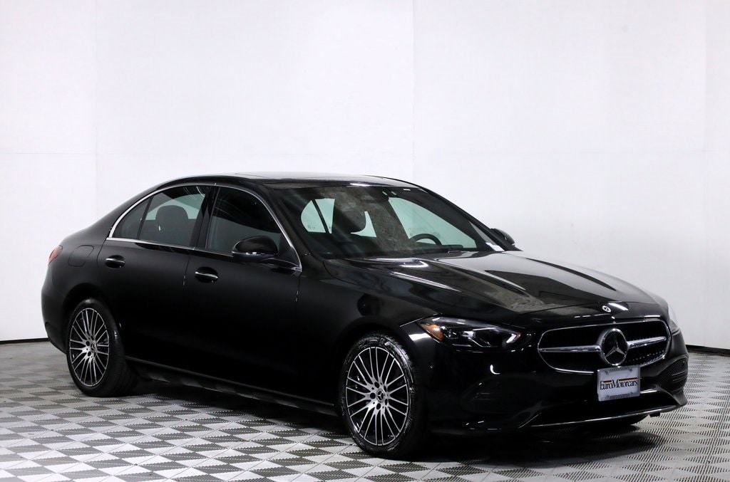 2025 Mercedes-Benz C-Class Sedan C 300's photo