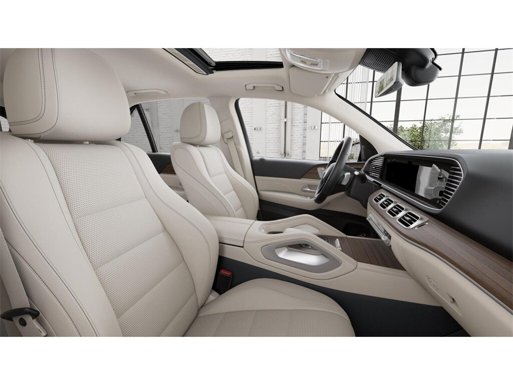 2026 Mercedes Benz GLE 450e 4MATIC photo 3