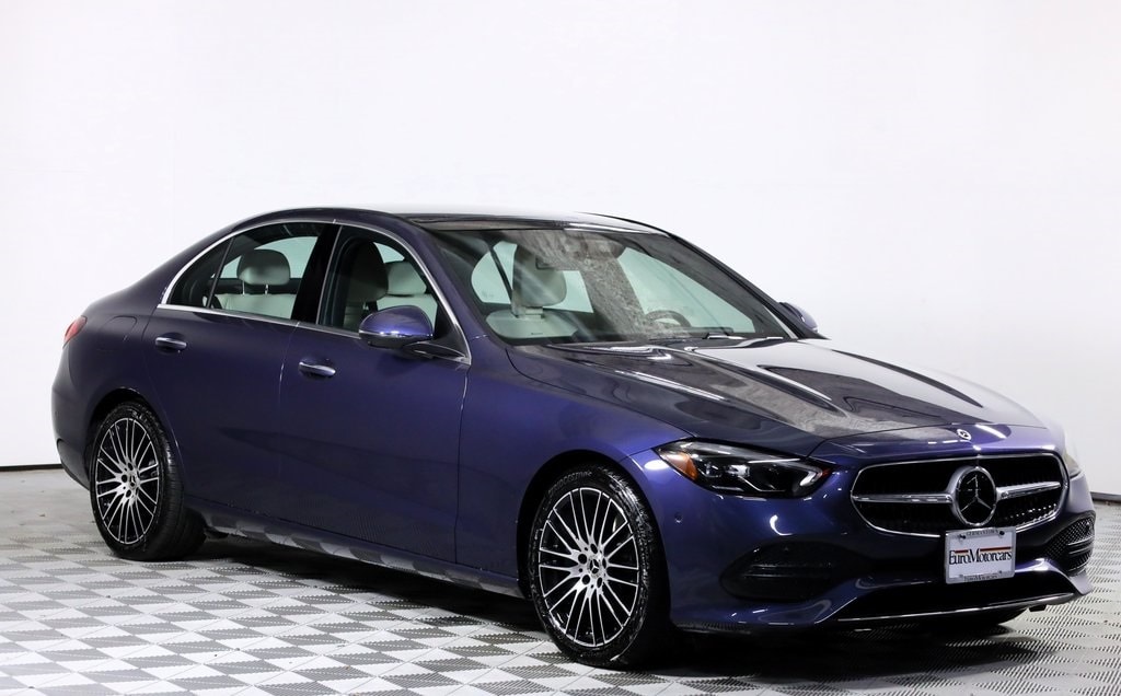 2025 Mercedes-Benz C-Class Sedan C 300's photo