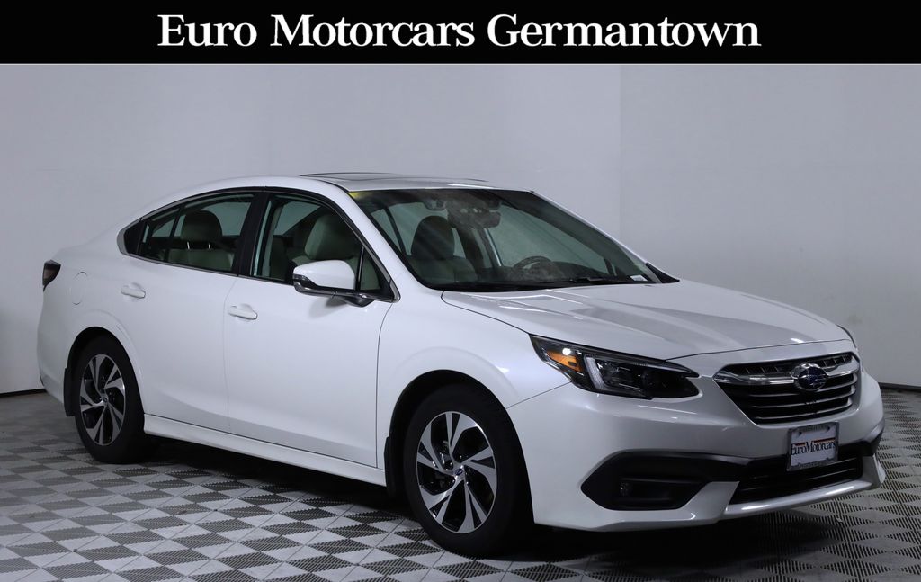2022 Subaru Legacy Premium's photo