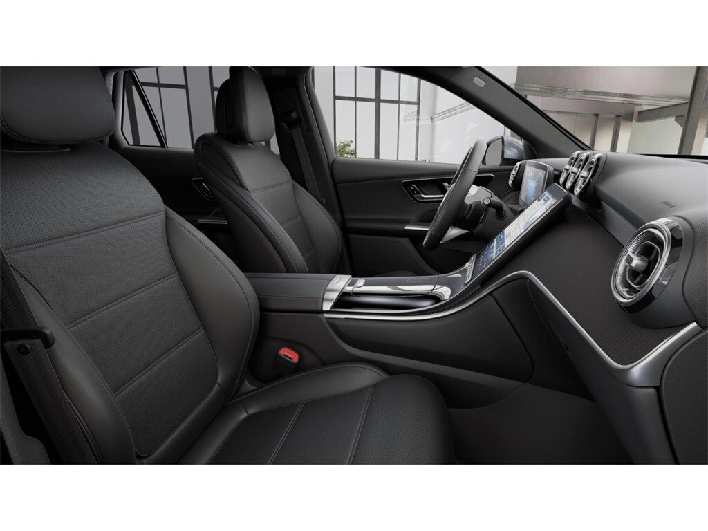 2026 Mercedes Benz GLC 300 4MATIC photo 4
