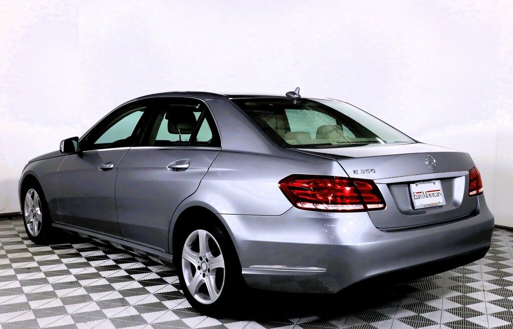2014 Mercedes Benz E 350 Sedan photo 4