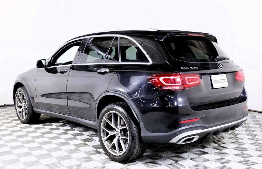 2022 Mercedes Benz GLC 300 4MATIC photo 4