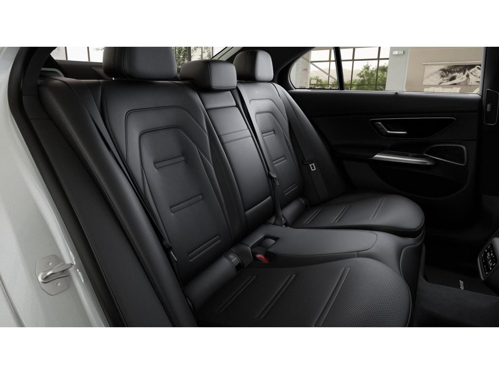 2026 Mercedes-Benz E-Class AMG E53 - Photo 4