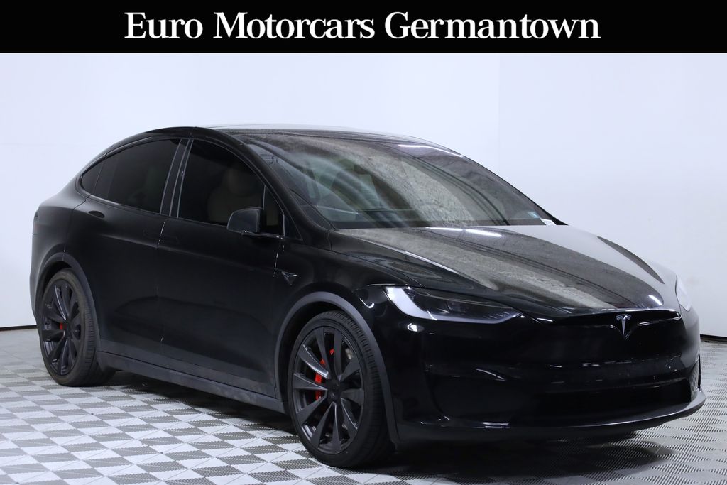 2023 Tesla Model X's photo