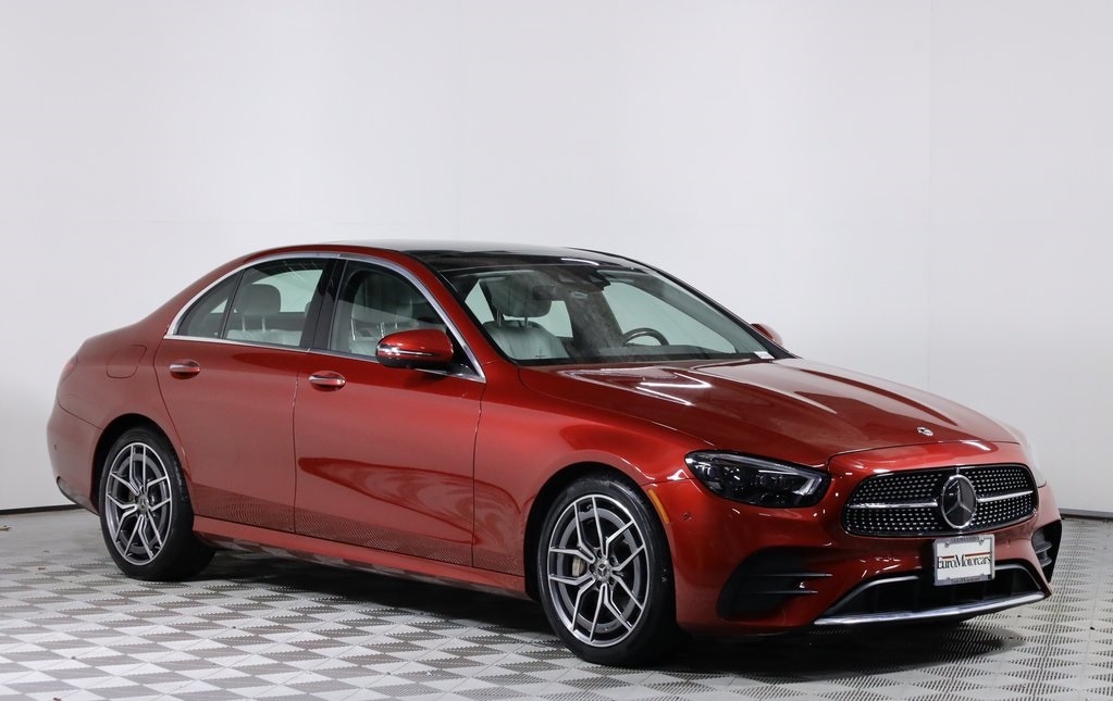 2022 Mercedes-Benz E-Class E350's photo