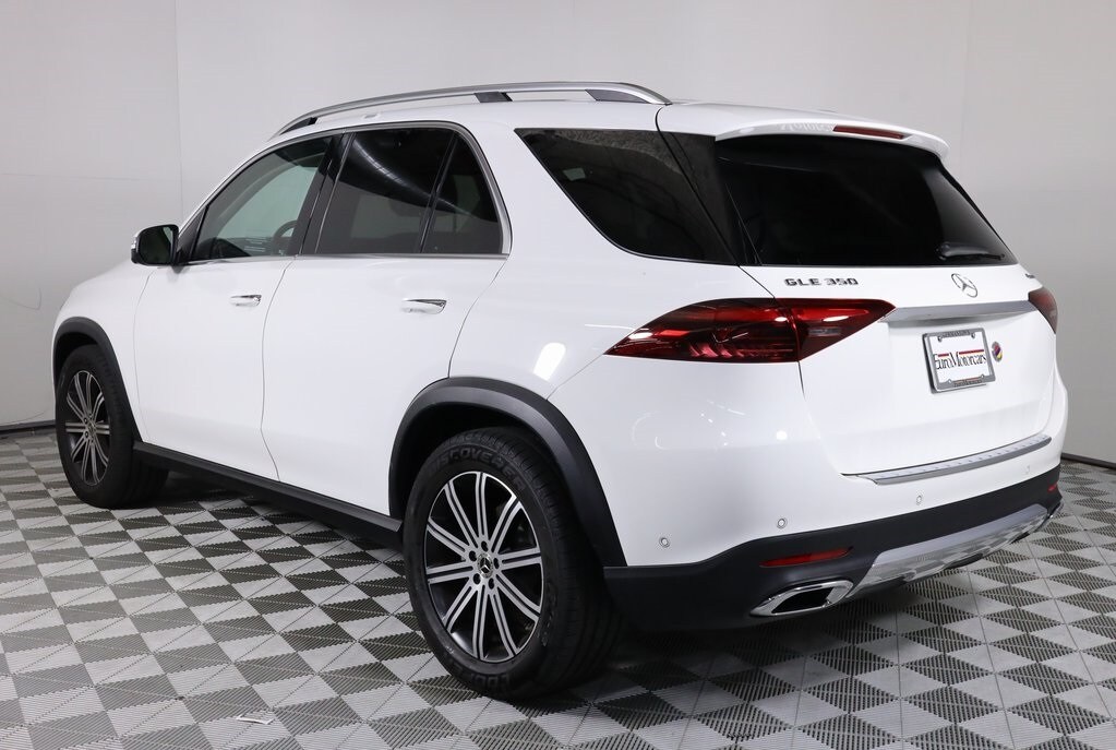 2025 Mercedes Benz GLE 350 4MATIC photo 4