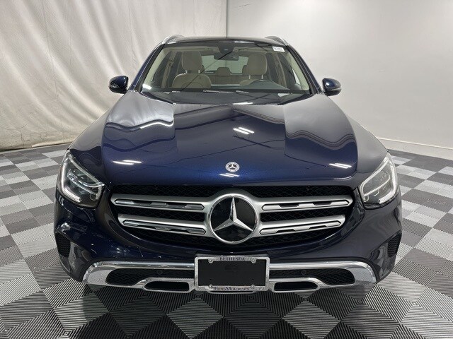 2021 Mercedes Benz GLC 300 photo 2