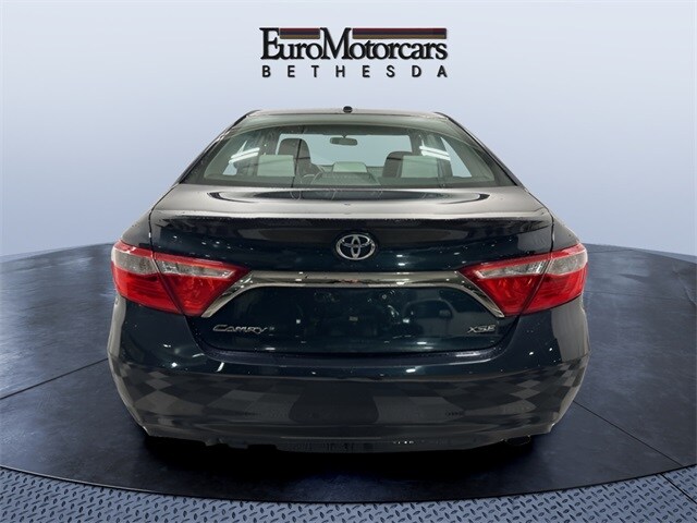 2015 Toyota Camry XSE photo 4