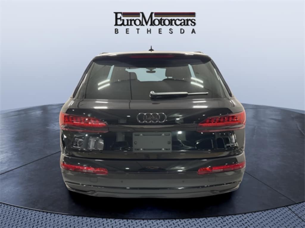 Used 2023 Audi Q7 55 Prestige SUV