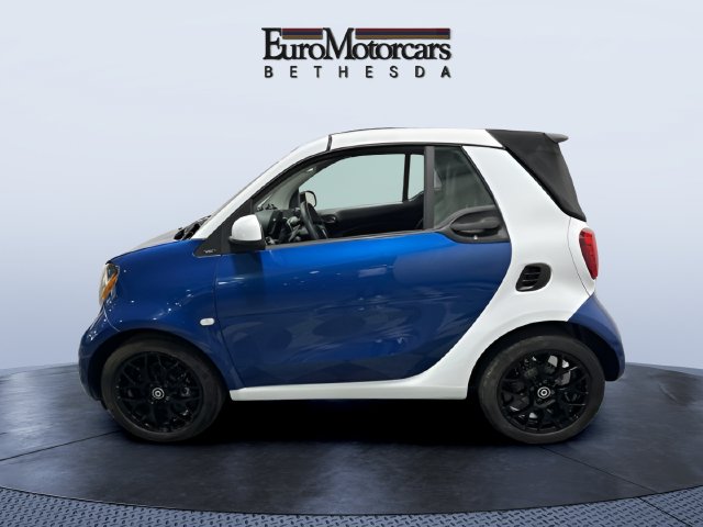 Used 2018 smart fortwo passion with VIN WMEFK9BA6JK325595 for sale in Bethesda, MD