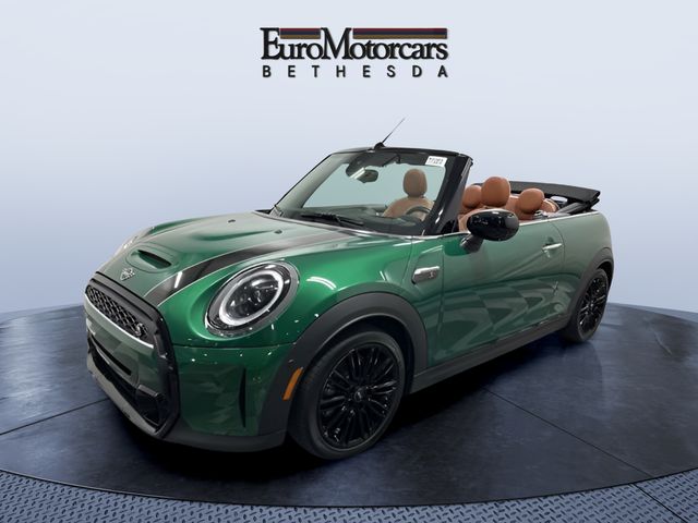 2023 MINI Convertible Cooper S Classic's photo