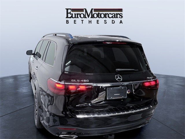 2026 Mercedes Benz GLS 450 4MATIC photo 2