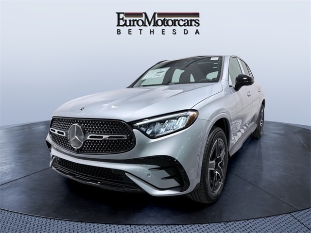 2026 Mercedes-Benz GLC Base's photo
