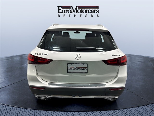 2022 Mercedes Benz GLA 250 4MATIC photo 3